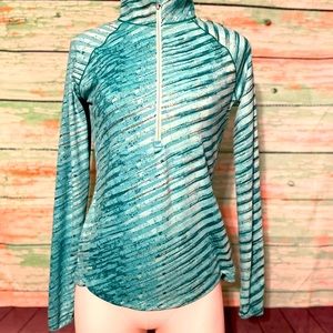 Under Armour Women’sTech 1/2 Zip